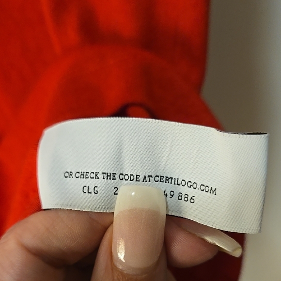 Off-White Red Men's T-Shirt - Picture 4 of 5